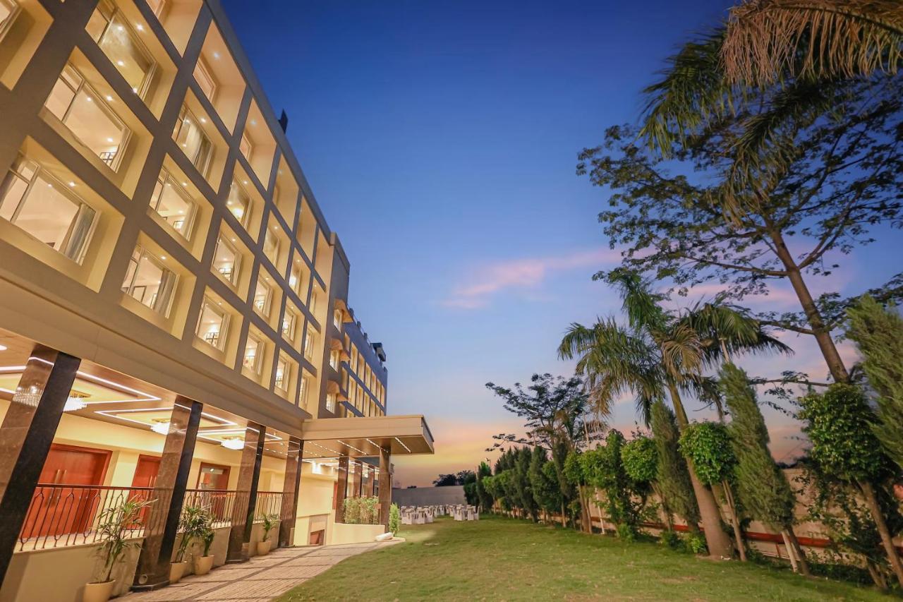 Regenta Dehradun By Royal Orchid Hotels Limited Luaran gambar