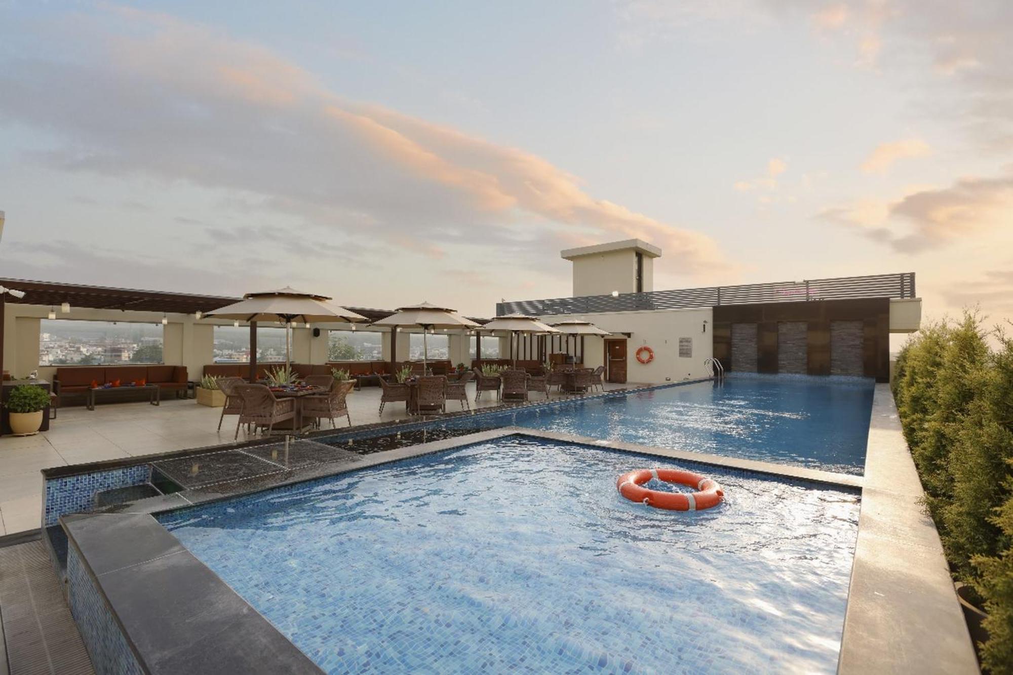 Regenta Dehradun By Royal Orchid Hotels Limited Luaran gambar